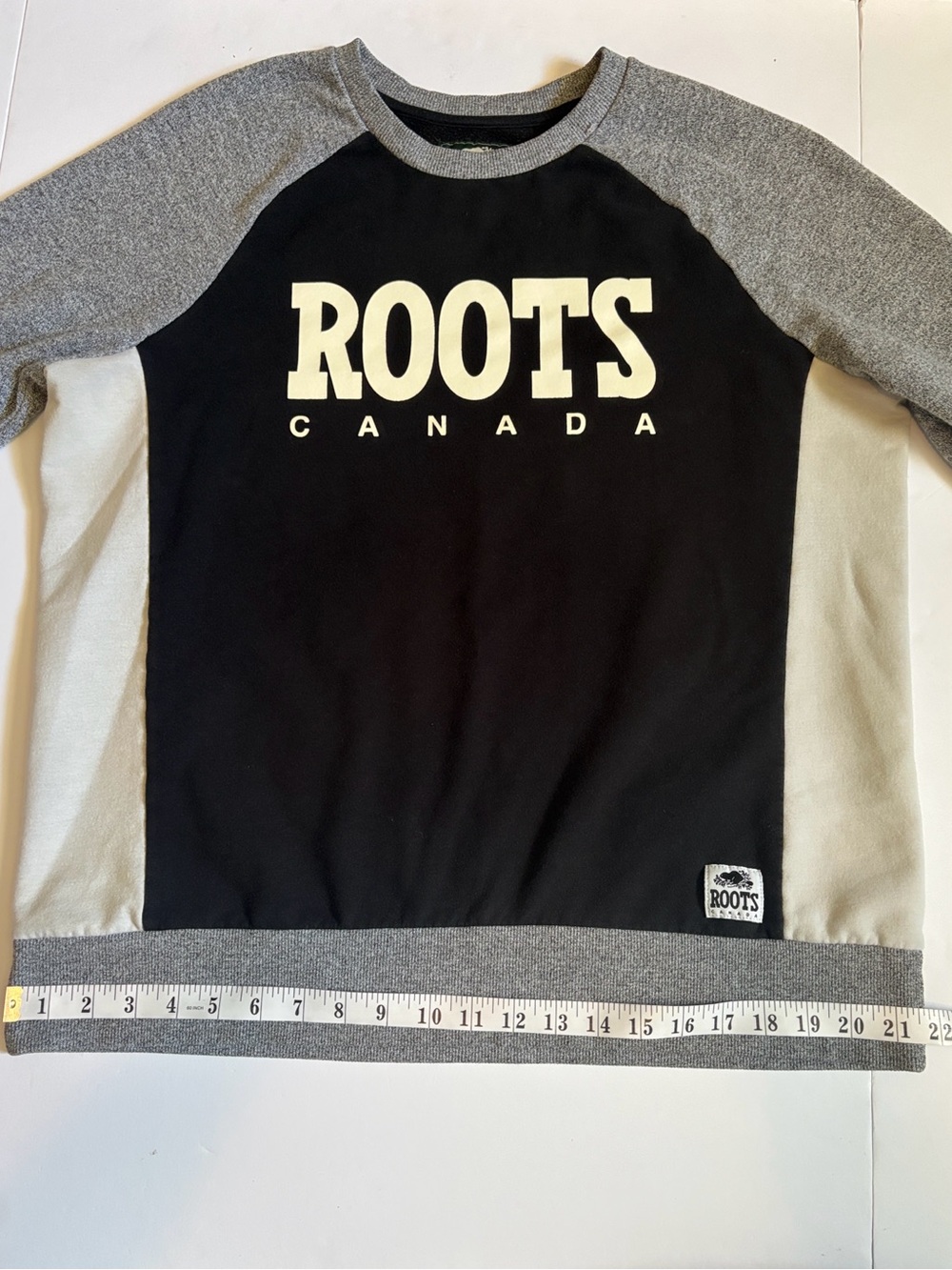 Roots Canada Black Grey Colorblock Raglan Crewneck Sweatshirt women’s Sz XL. - Picture 7 of 13